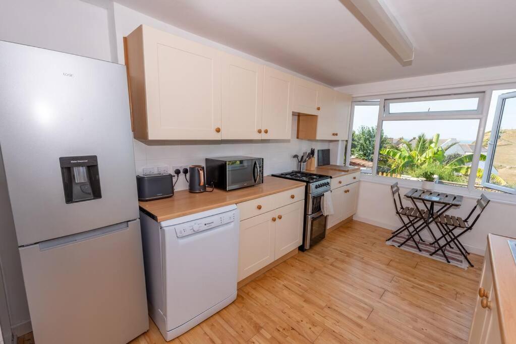 The Tempest, Sea Views, Coastal & Rural Walks. Apartment Ilfracombe Ngoại thất bức ảnh